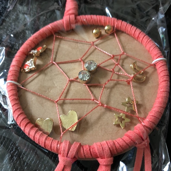 NWT Justice Girls 6 Pr. Earrings on Dream Catcher! - Picture 2 of 3